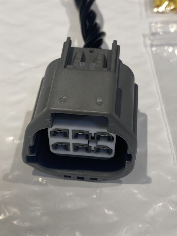 Transfer Case Pigtail for 199904 Ford F250 / 350 / 450 / 550 Super D