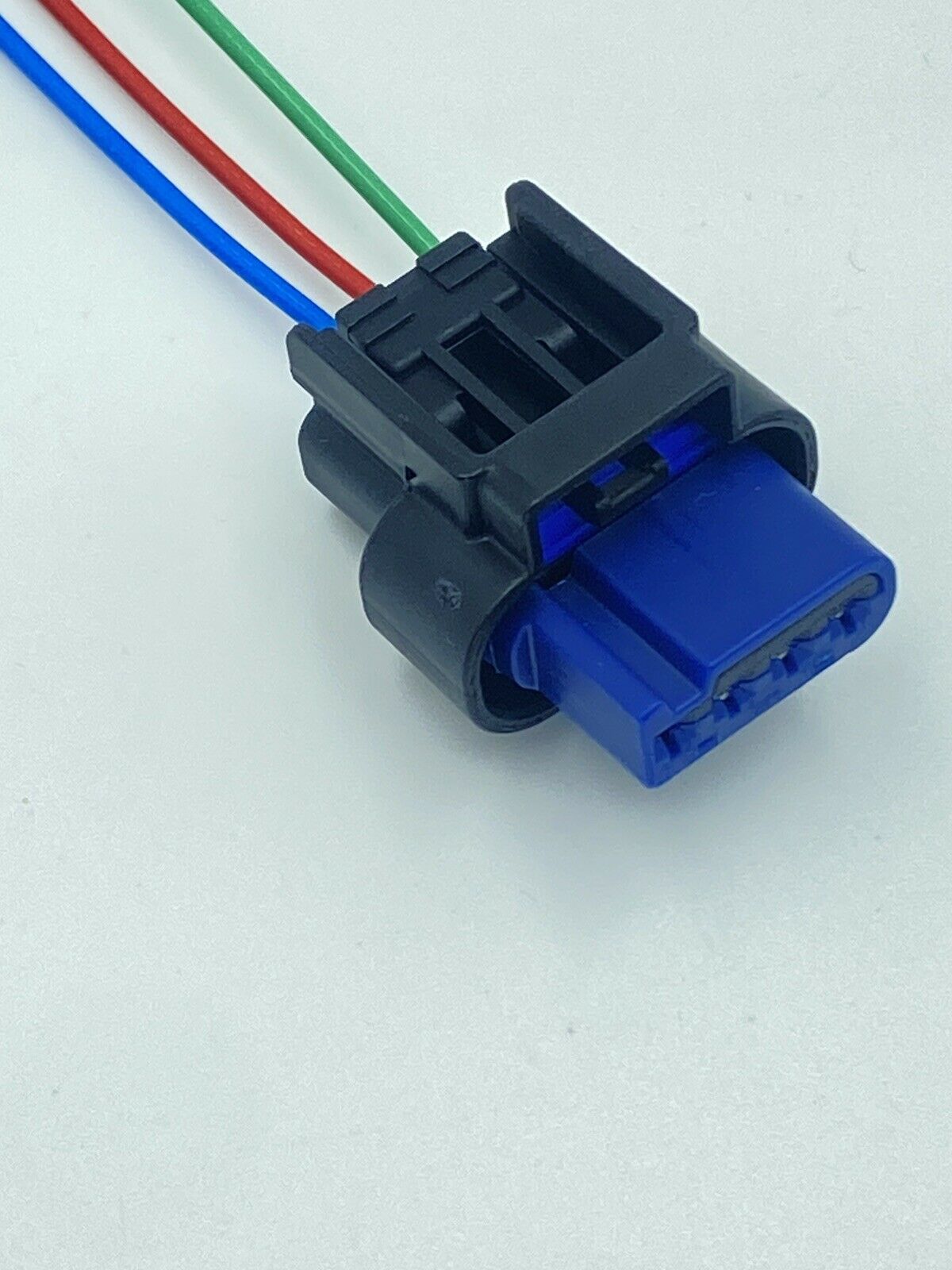 radiator shutter connector for 2013 - 2016 ford fusion